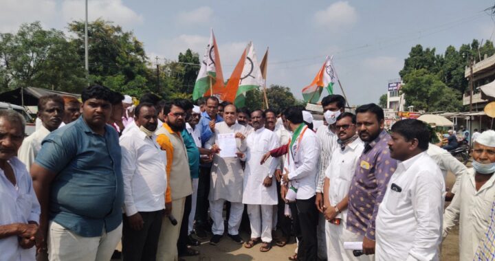 भाजपने देश लुटला -माजी आ.ऍड रामहरी रुपनवर