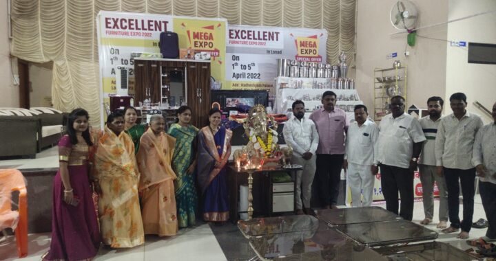 लोणंद येथे नगराध्यक्षा मधुमती गालिंदे यांच्या हस्ते महेश भांडी केंद्र यांच्या एक्सलंट फर्निचर चे भव्य प्रदर्शनाचे उद्घाटन संपन्न