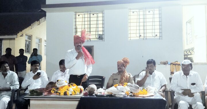 नातेपुते पोलीस स्टेशन येथे एपीआय मनोज सोनवलकर यांना भाऊक निरोप तर प्रवीण संपांगे यांचे जंगी स्वागत