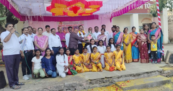 तालुकास्तरीय लोकनृत्य स्पर्धेत पिरळे व दहिगाव शाळेचा प्रथम क्रमांक